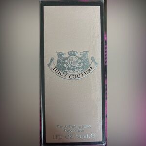 Juicy Couture Eau de Parfum Spray - Cream and Silver